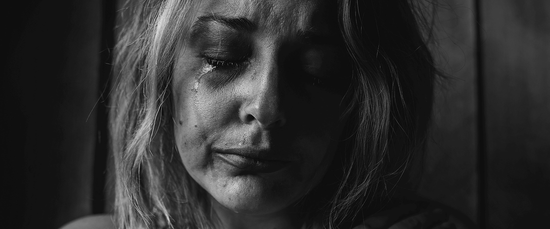 O que é a depressão pós-parto e como lidar com ela de uma maneira humana?