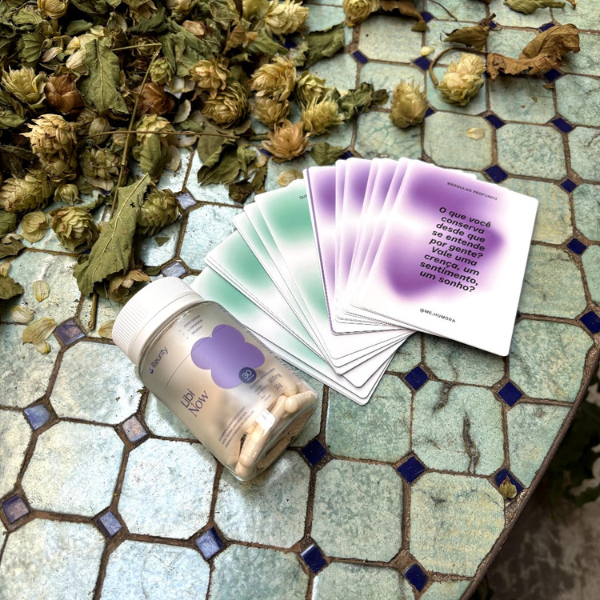 Baralho Brisa Comigo Humora + Libi Now 30 Cápsulas