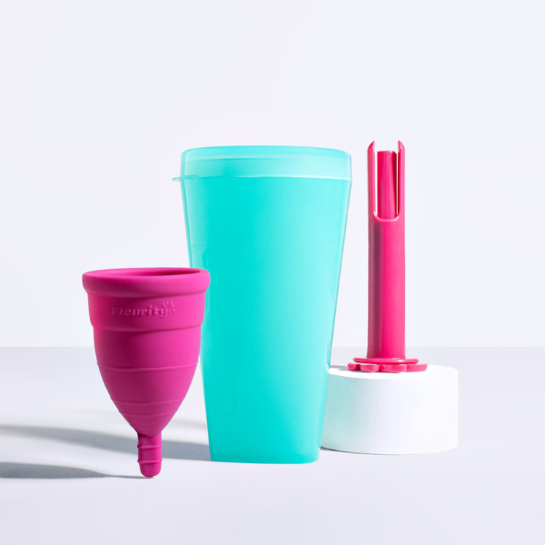 Kit Coletor Menstrual e Copo Esterilizador com Aplicador de brinde